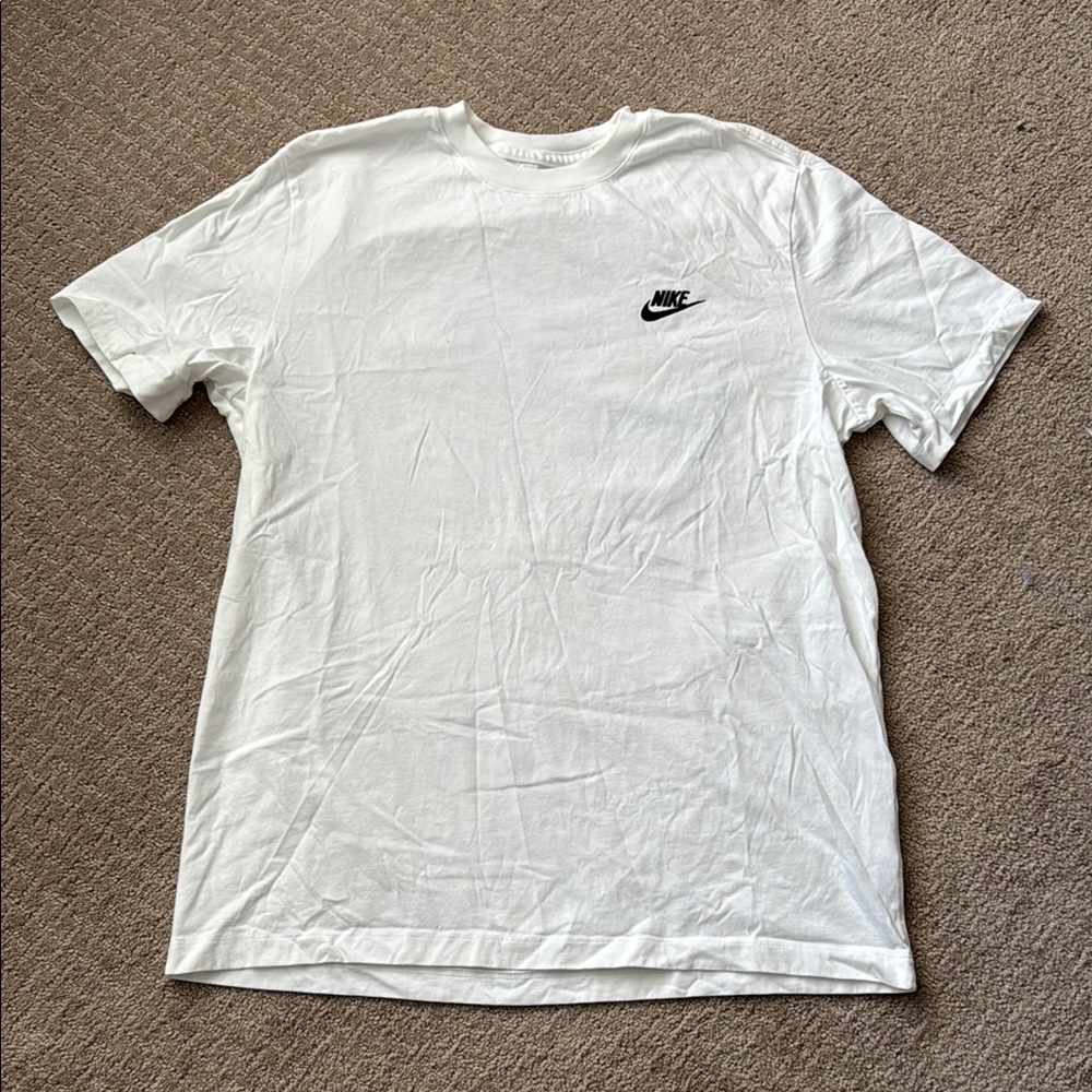 Nike Men's Soccer White T-Shirt - NWOT